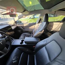 تسلا موديل 3